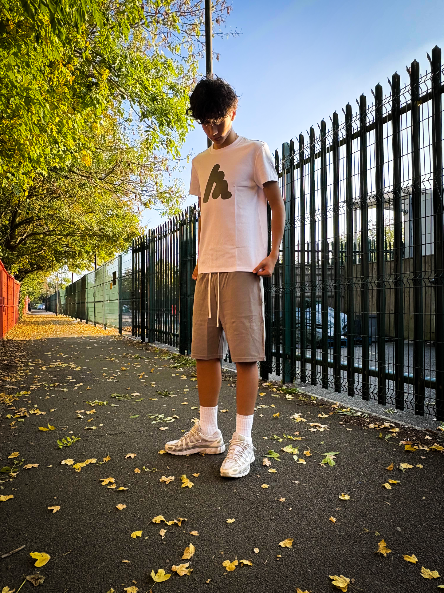 CONCRETE CALM SUMMER SHORT SET